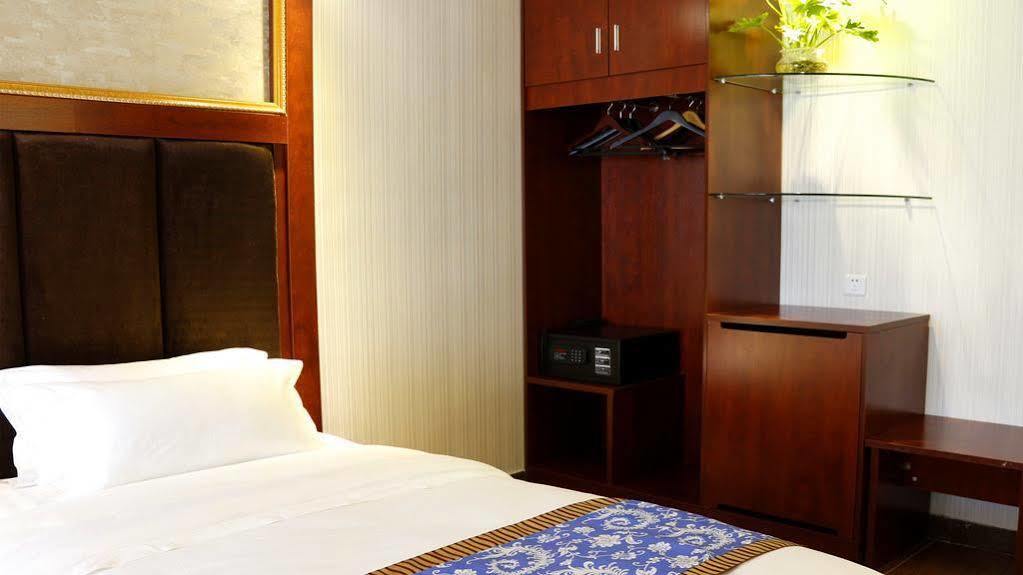 Guangzhou Junye International Hotel Exterior photo